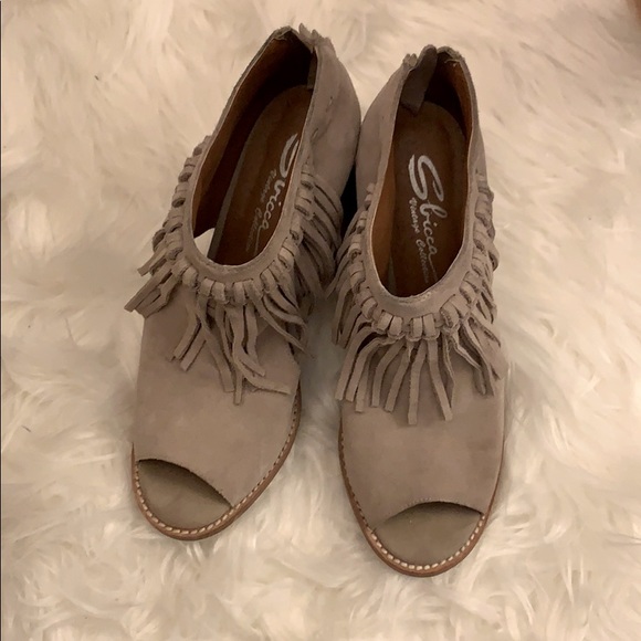 Fringed Booties - Picture 1 of 4